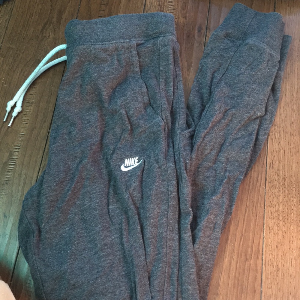 Nike Slightly fitted full length sweatpants